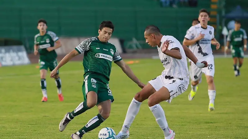 Alacranes vs Piratas